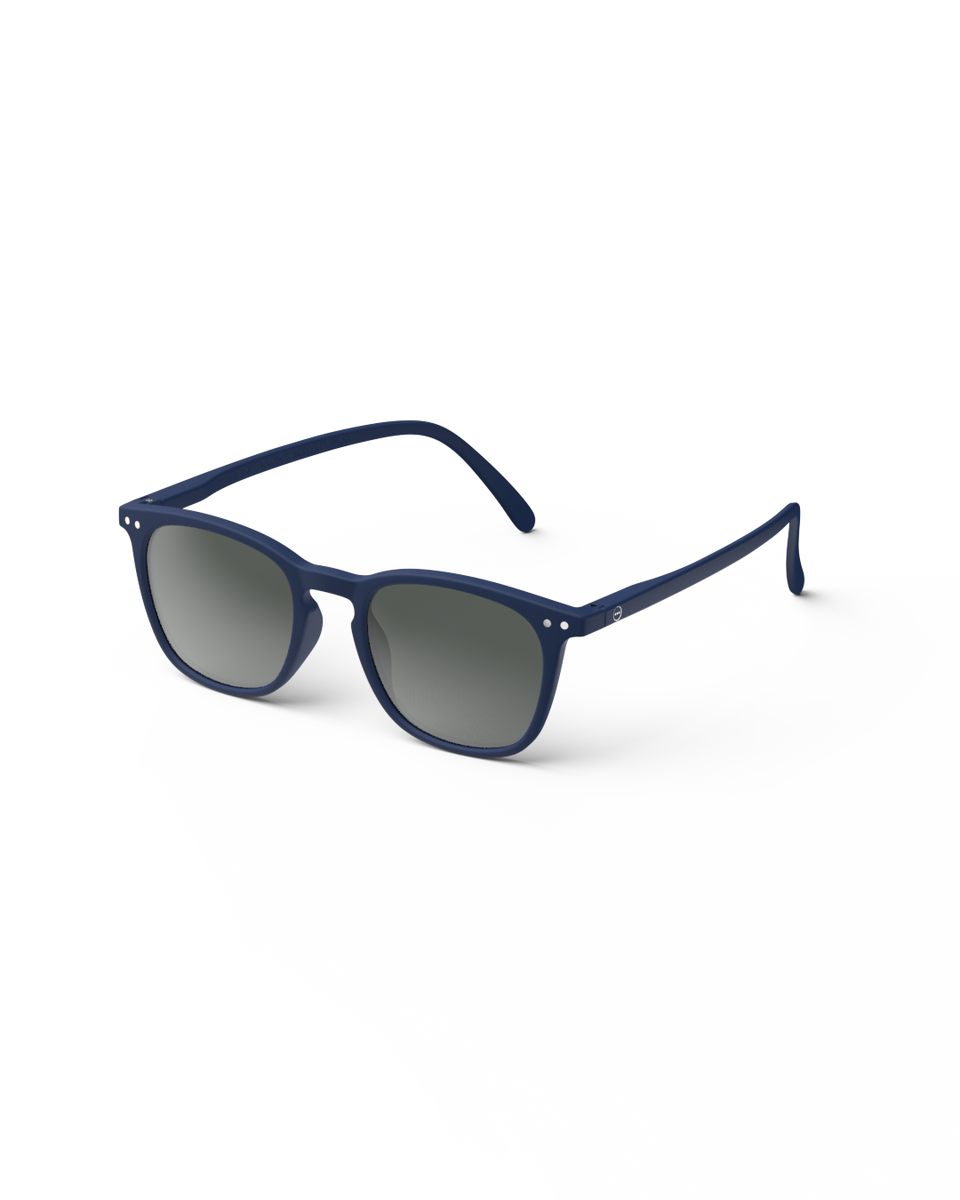 Navy top blue sunglasses